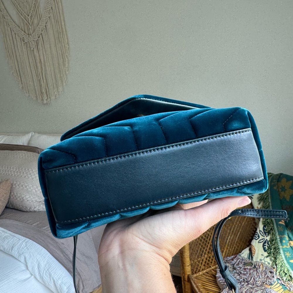 Authentic Saint Laurent YSL Velvet Lou Lou bag - Picture 6 of 11